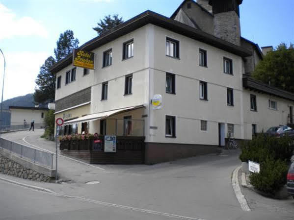 Frieden Hotel 2*